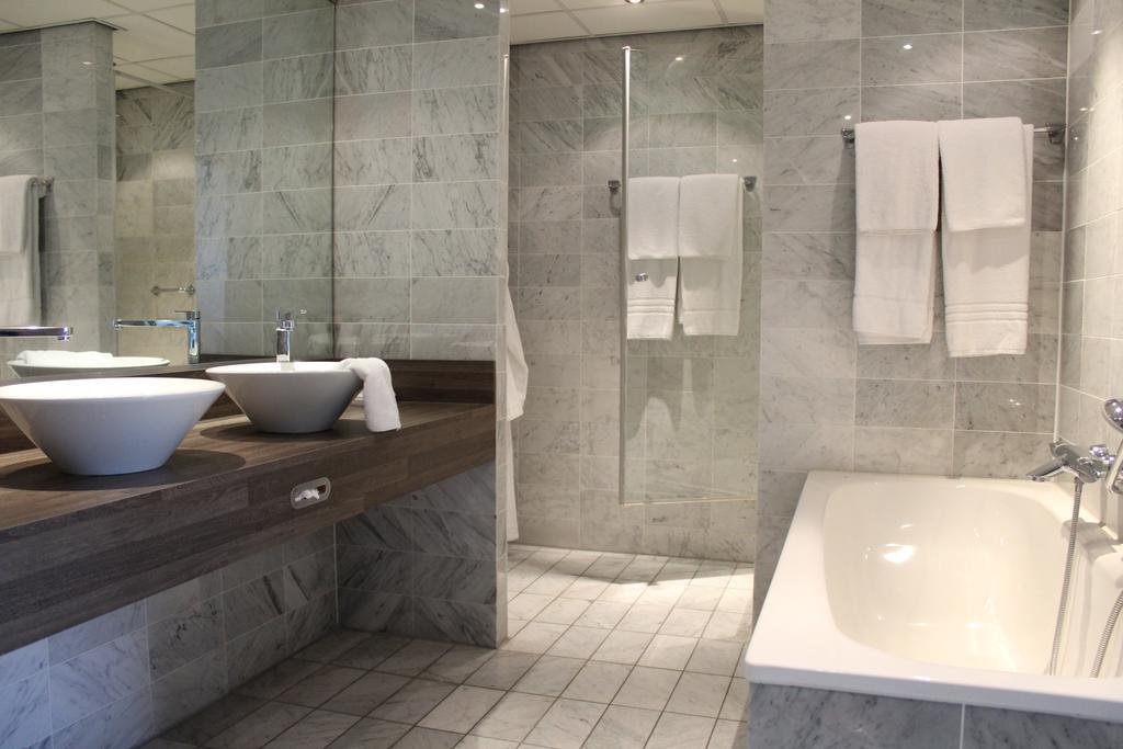 City Hotel Oss Extérieur photo