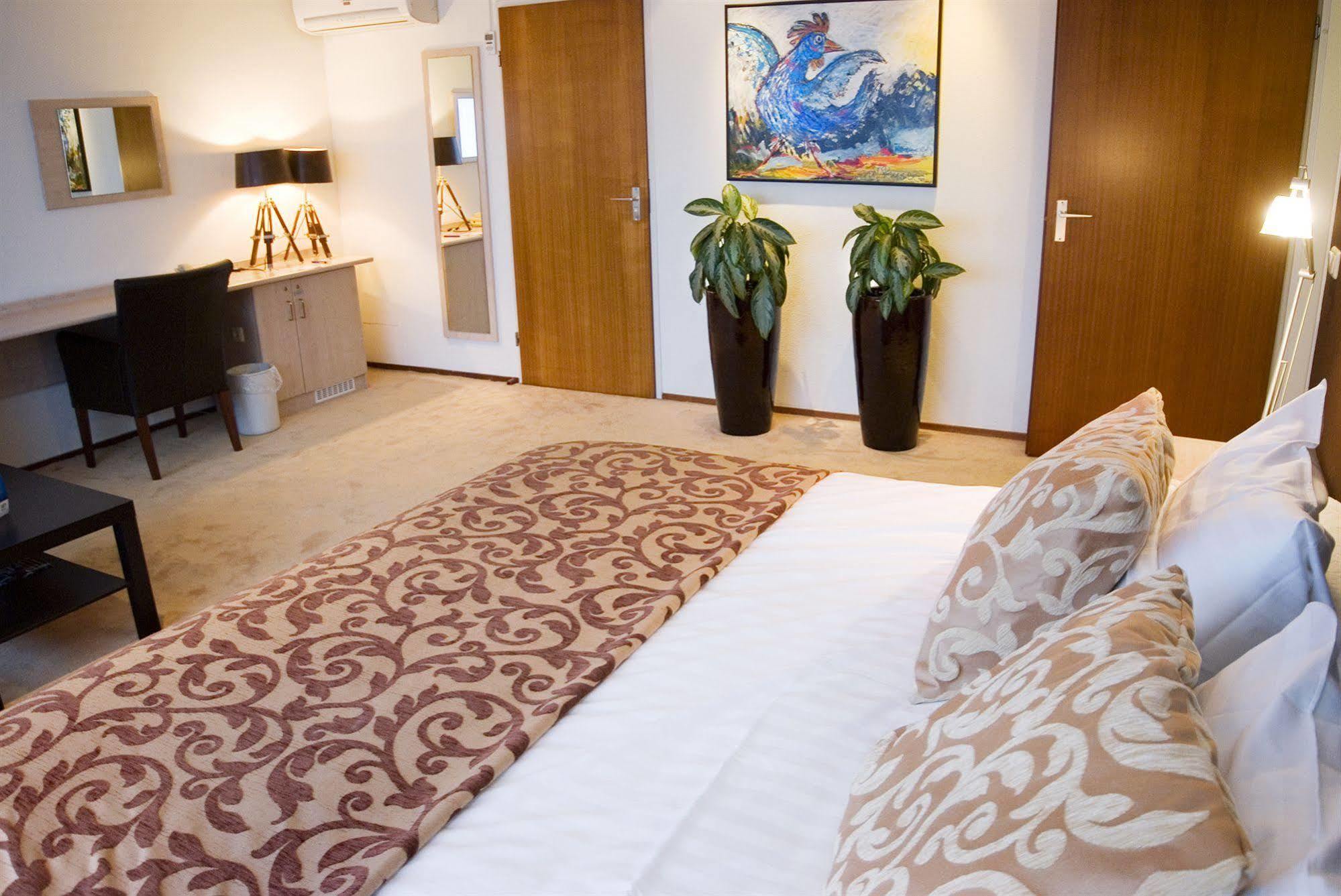 City Hotel Oss Extérieur photo